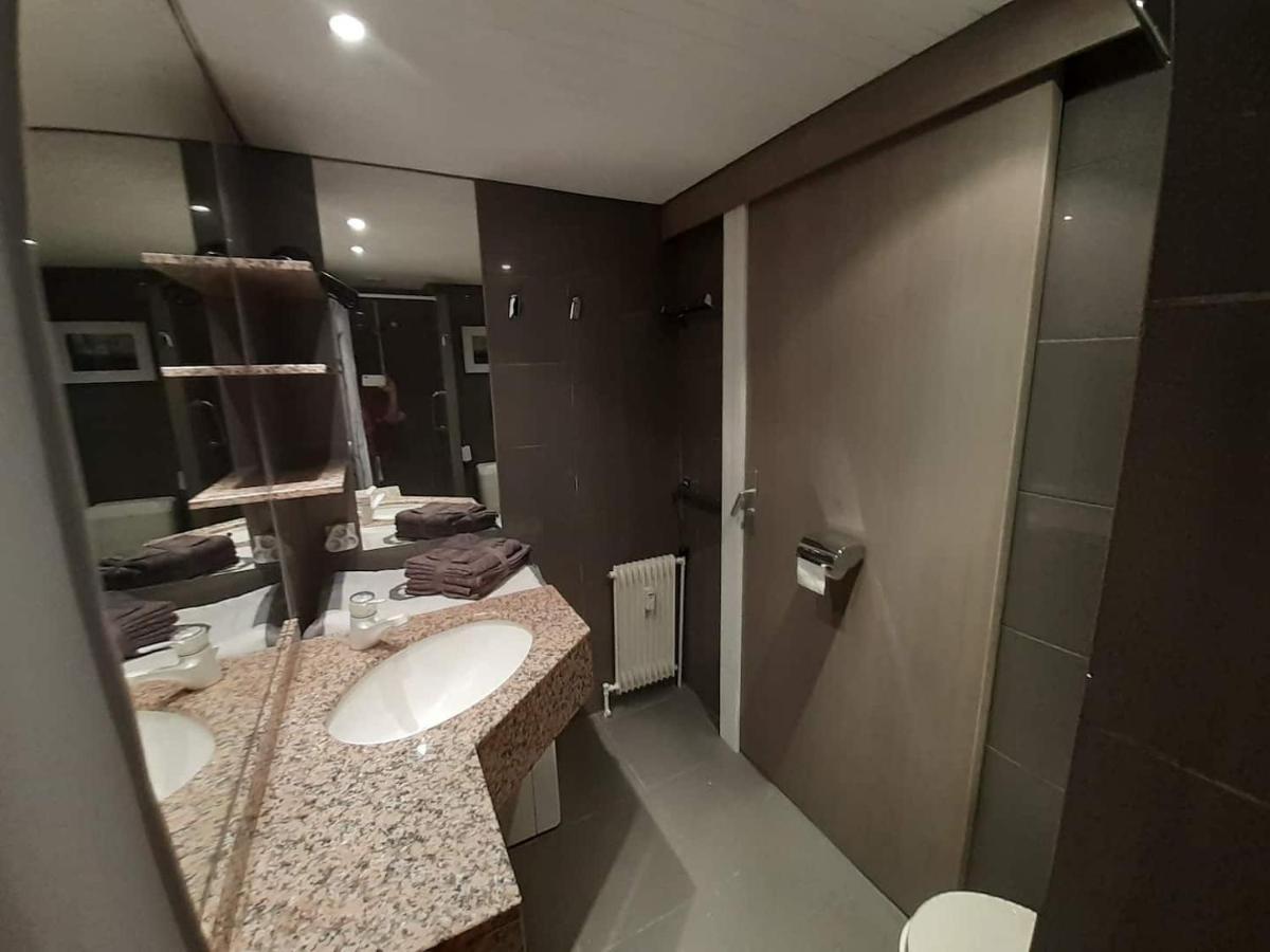Studio Quartier Calme Centre Ville Vue Mont Blanc Chamonix ภายนอก รูปภาพ