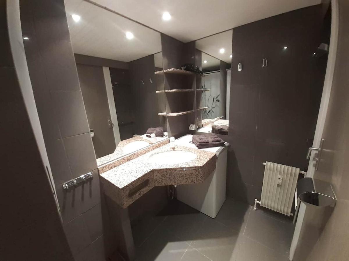 Studio Quartier Calme Centre Ville Vue Mont Blanc Chamonix ภายนอก รูปภาพ