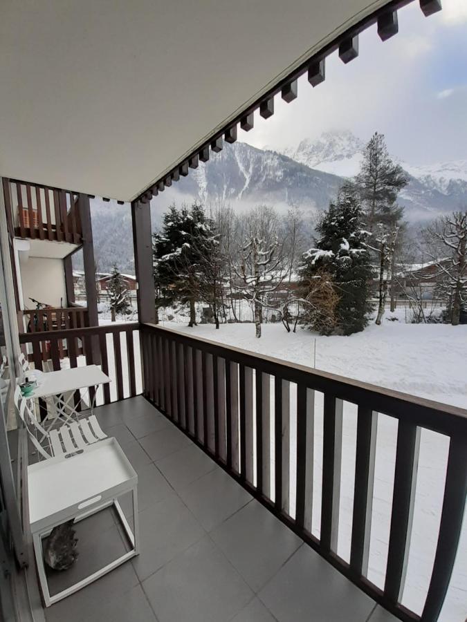 Studio Quartier Calme Centre Ville Vue Mont Blanc Chamonix ภายนอก รูปภาพ