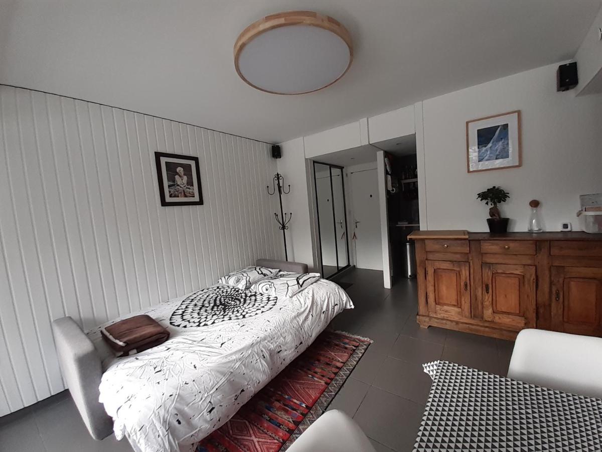 Studio Quartier Calme Centre Ville Vue Mont Blanc Chamonix ภายนอก รูปภาพ